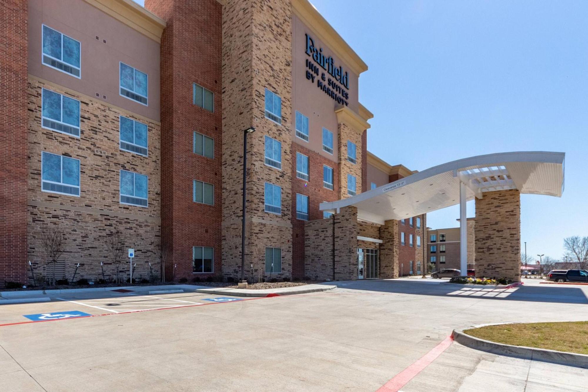 Fairfield Inn & Suites Dallas Arlington South Exterior foto
